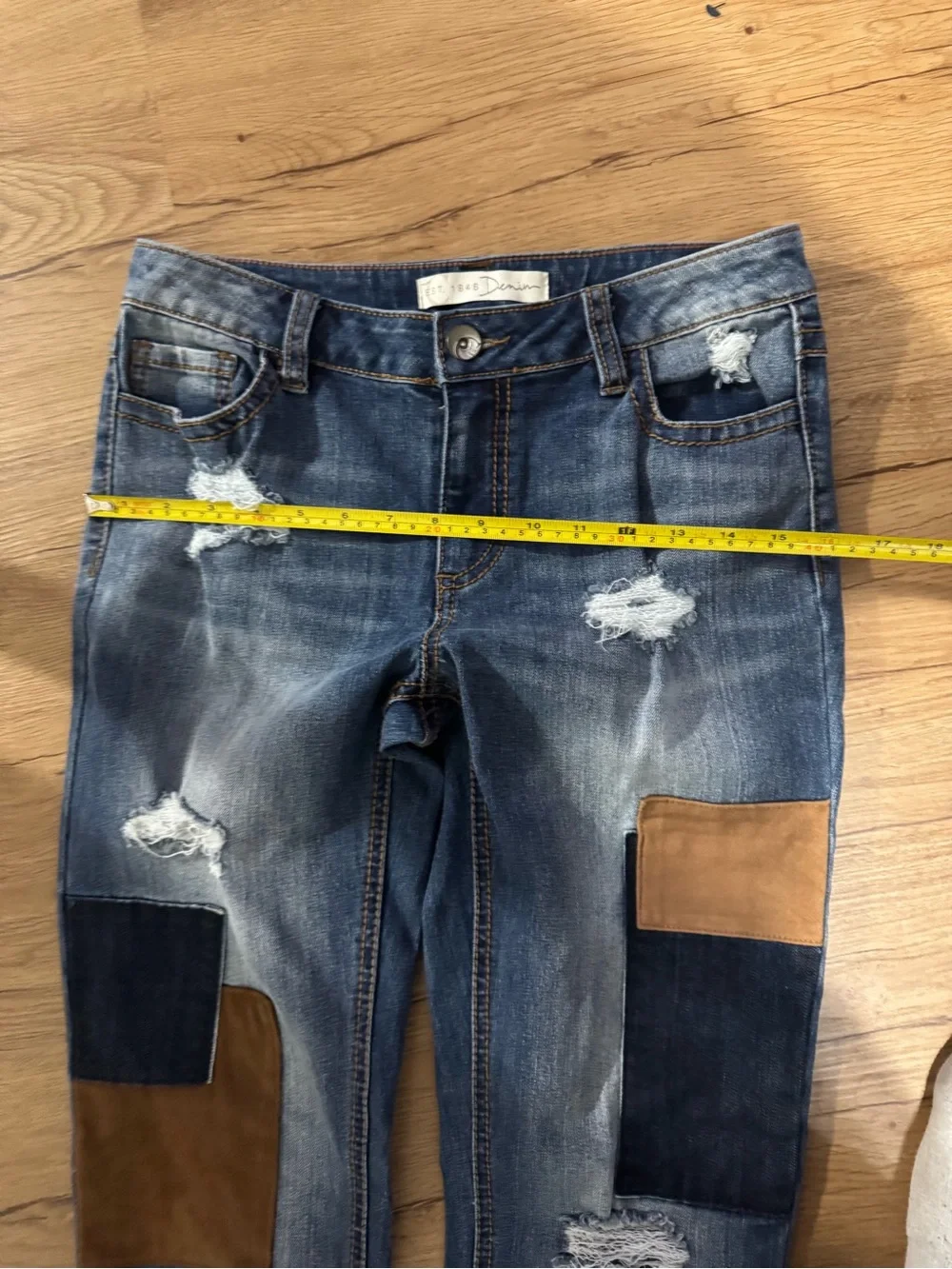 Est. 1946 Denim Womens/Junior Classic Size 6 -